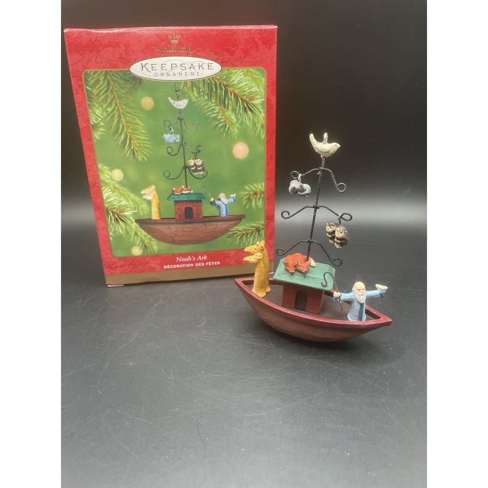 Vintage Noah's Ark Hallmark Keepsake Ornament 2001 Giraffe Mouse Fox Monkey Boat